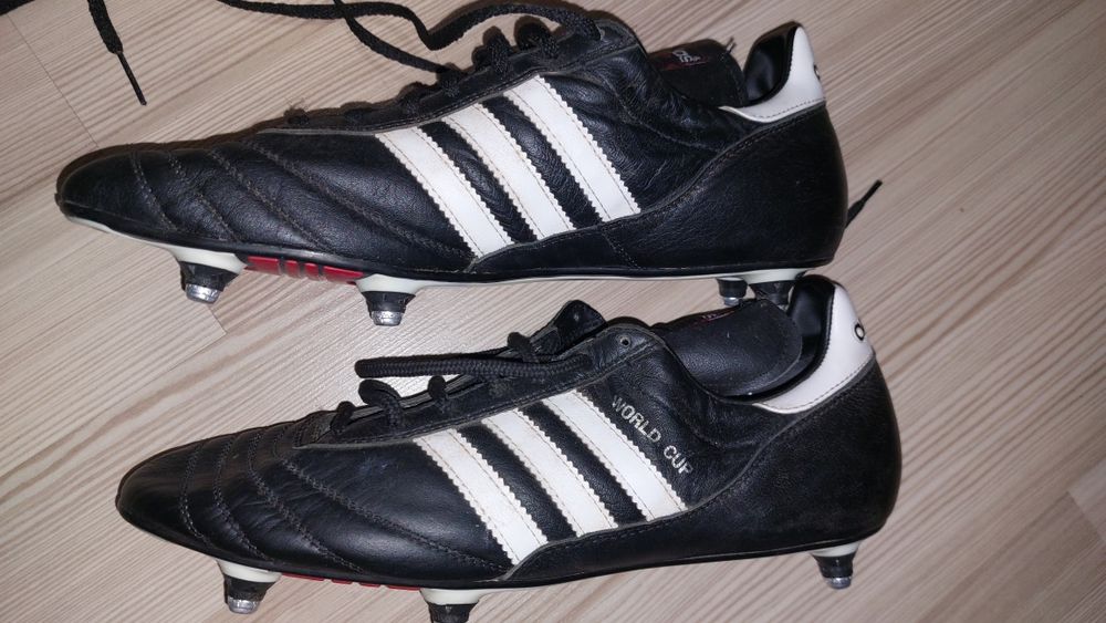 Футболни обувки Adidas World cup. Номер 47 ⅓