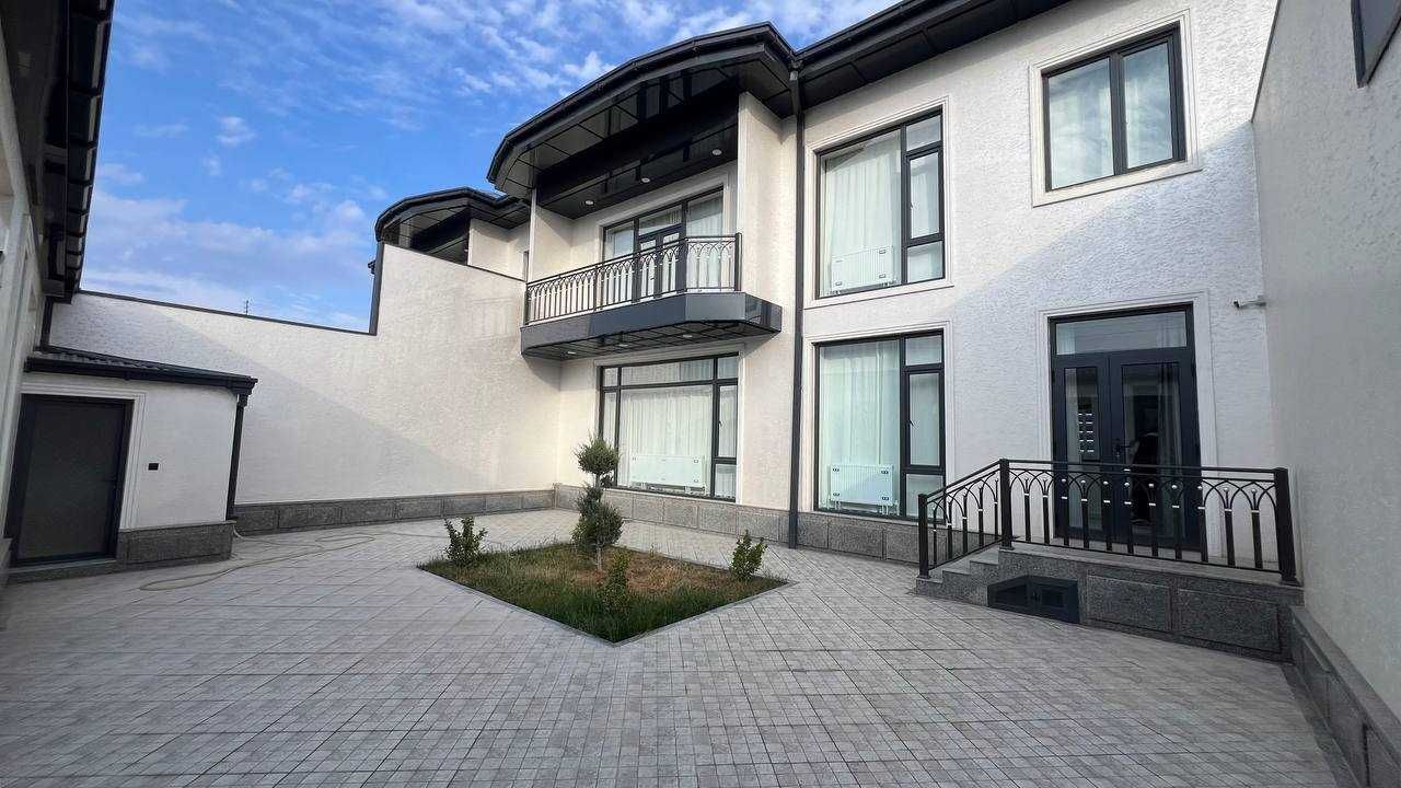 Hovli sotuvda 3 so'tiq Evro