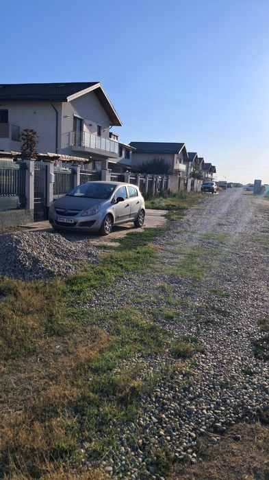 Vând 2loturi de 450m2 la ieșirea din Berceni lângă lac