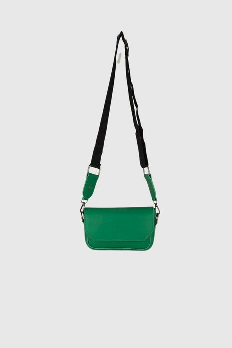 НОВО! ЛИКВИДАЦИЯ! Мини дамска чанта в зелено