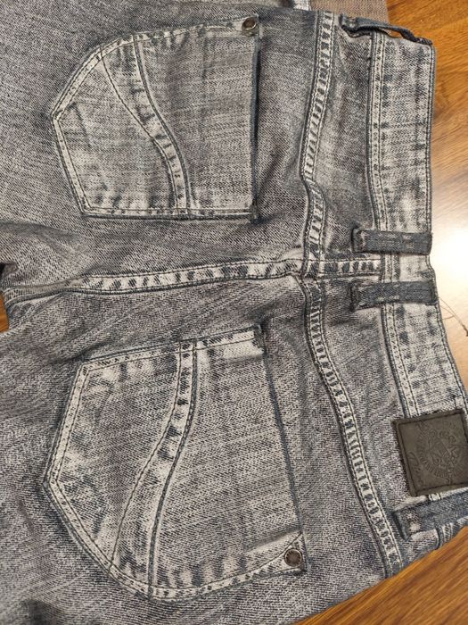 Промазани дънки Dizel