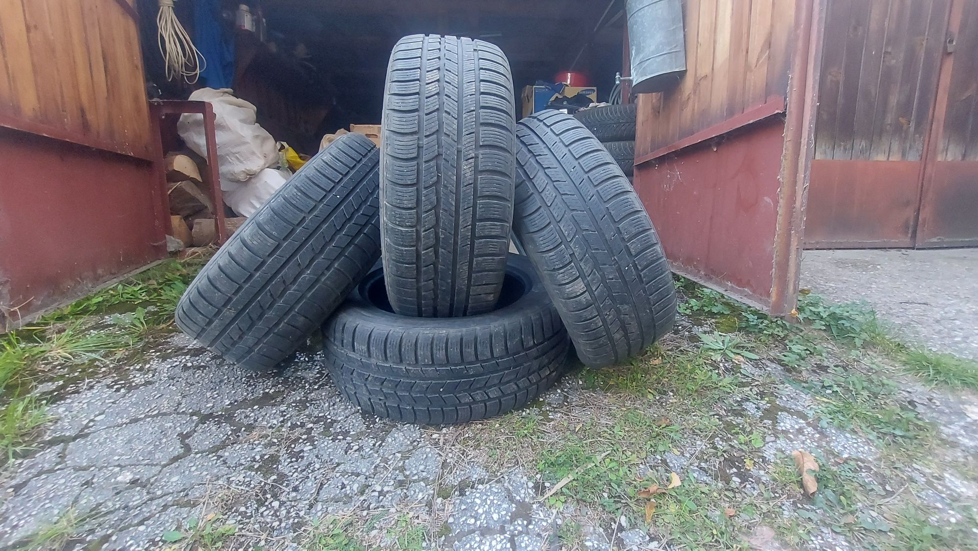 Гуми Nexen 235/55/17