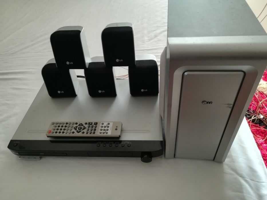 Sistem 5.1 LG cu USB