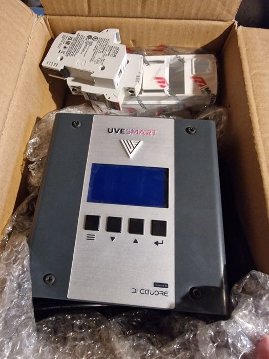 Фотоволтаичен контролер UveSmart