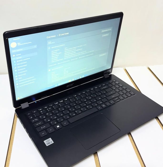 Ноутбук Acer Intel(R) Core(TM) i5-1035G1