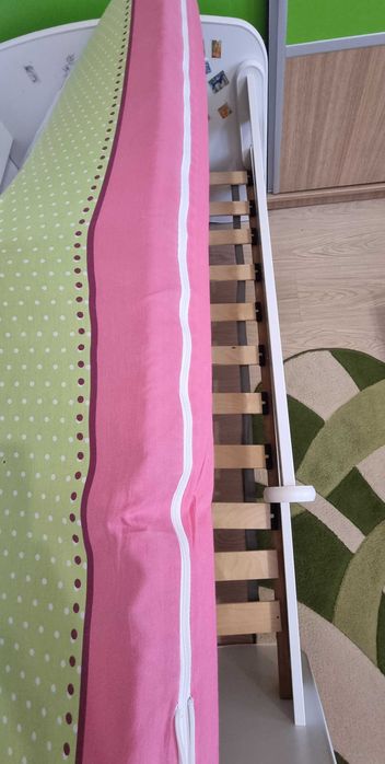 Pat copii cu paravan detasabil