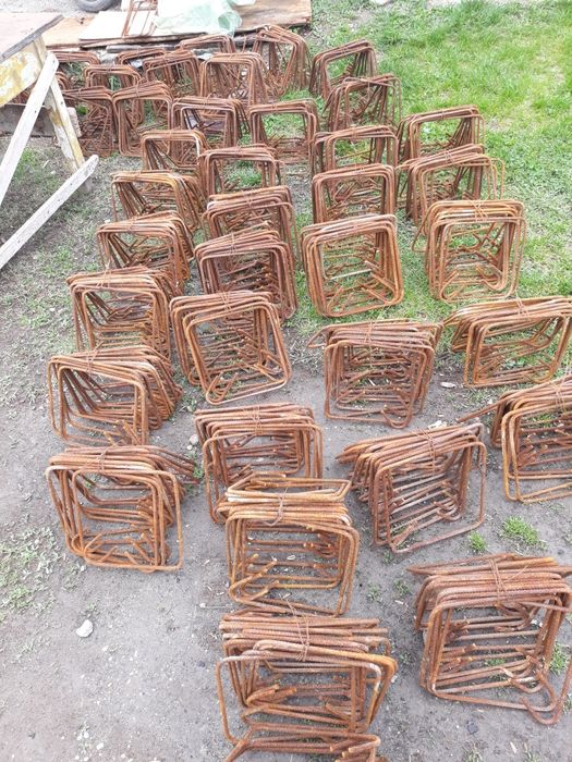 Etrieri pentru stalpi casa si gard 17x17 din pc de 8mm
Pret 4 lei bi