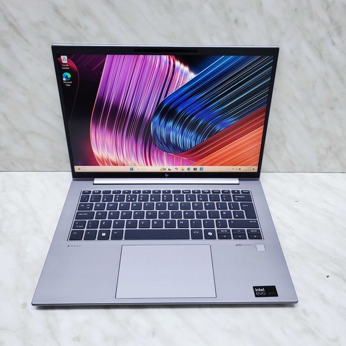 HP ZBook FireFly G11, 14, Ultra 7 155H 32GB RAM 1TB SSD, intel arc pro