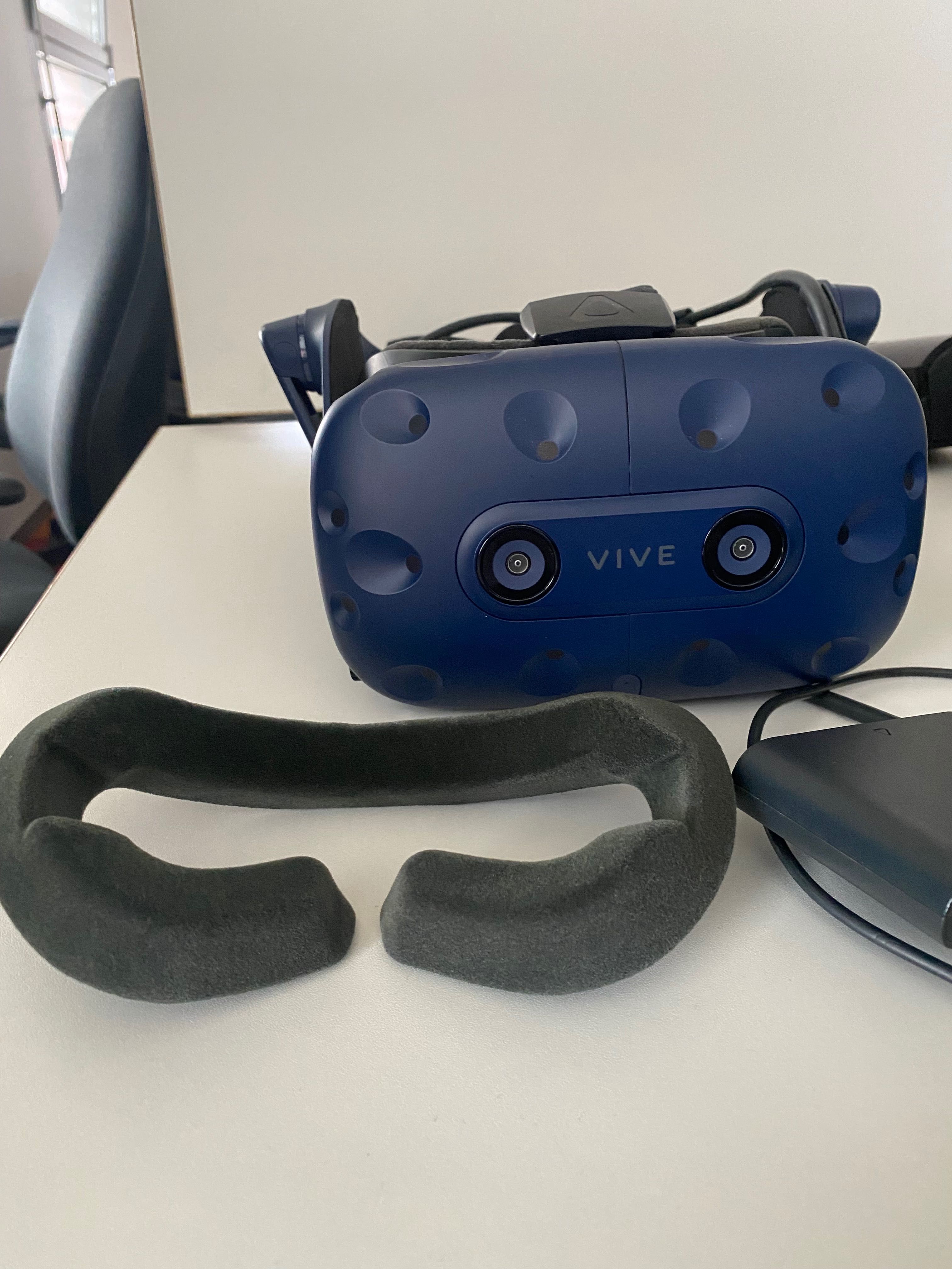 HTC vive Pro - VR очила
