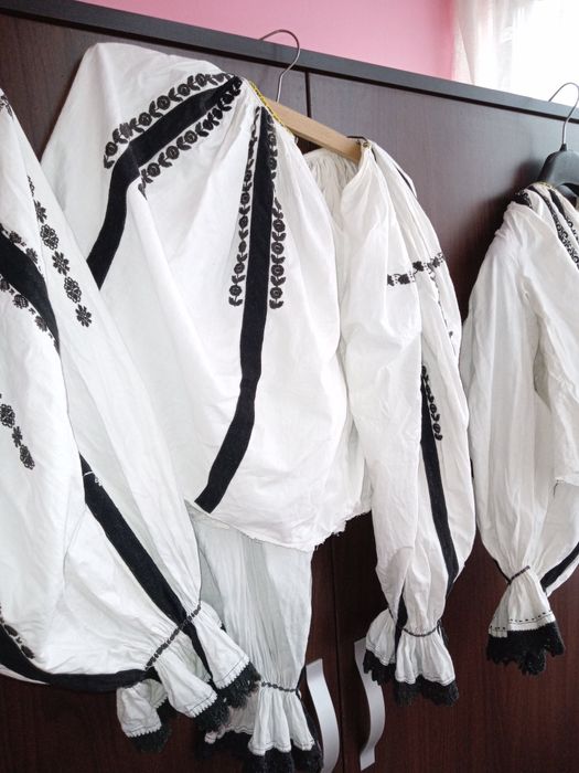 Ie tradițională Tara Fagarasului