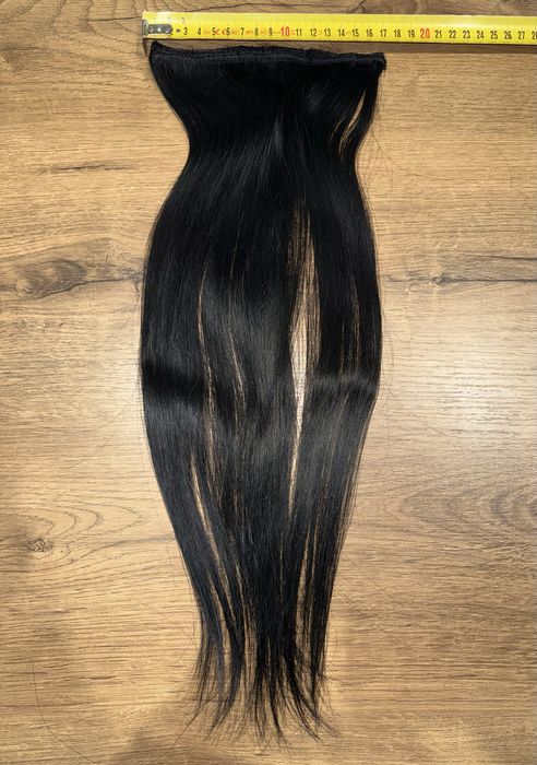 Естествена черна коса