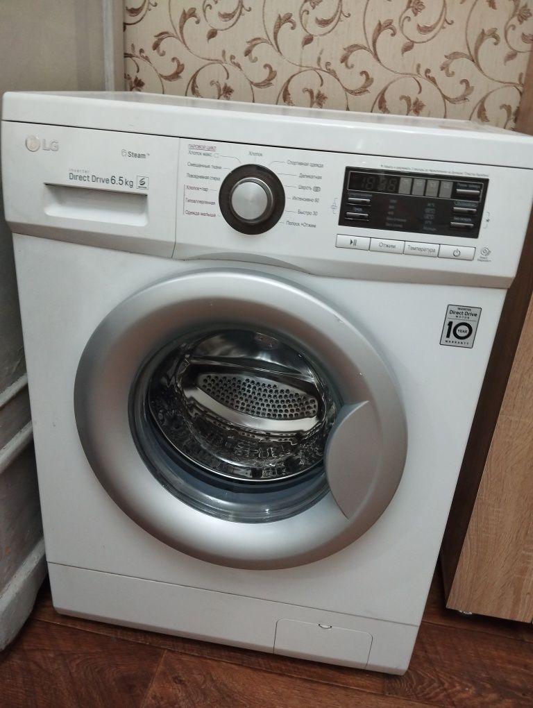 Продам стиральную машину LG 120000 тн