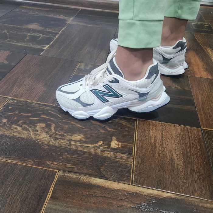 Продавам New Balance