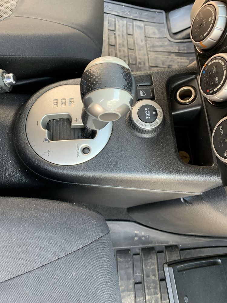 Piese nissan X-Trail 2 T31 motor  2.0 disel  cutie automata
