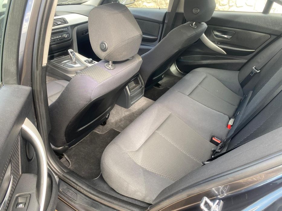 BMW 320d F30 cutie automata sport Km reali 220.000