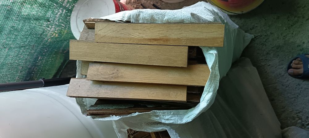 Дъбов паркет 14м2 30х5см