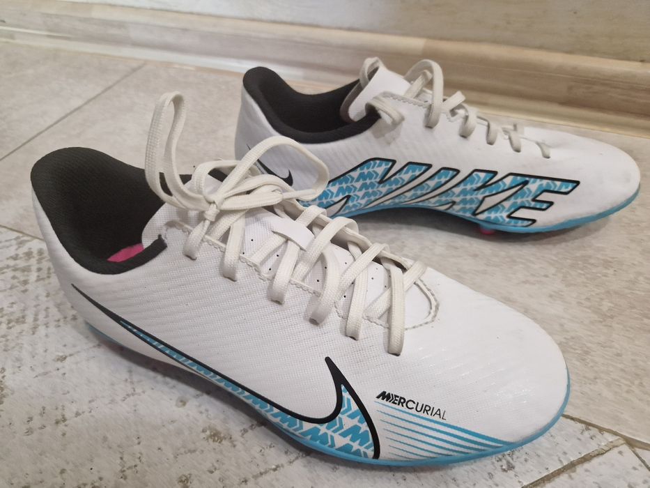 Обувки за футвол