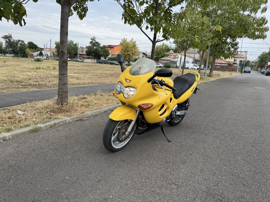 Suzuki gsx 600 f Katana. Schimb cu remorca