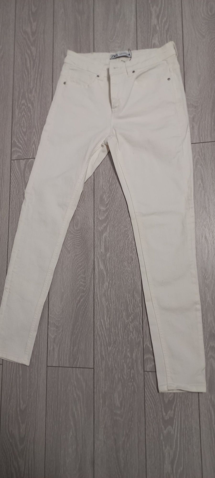 Pantaloni albi zara de fete