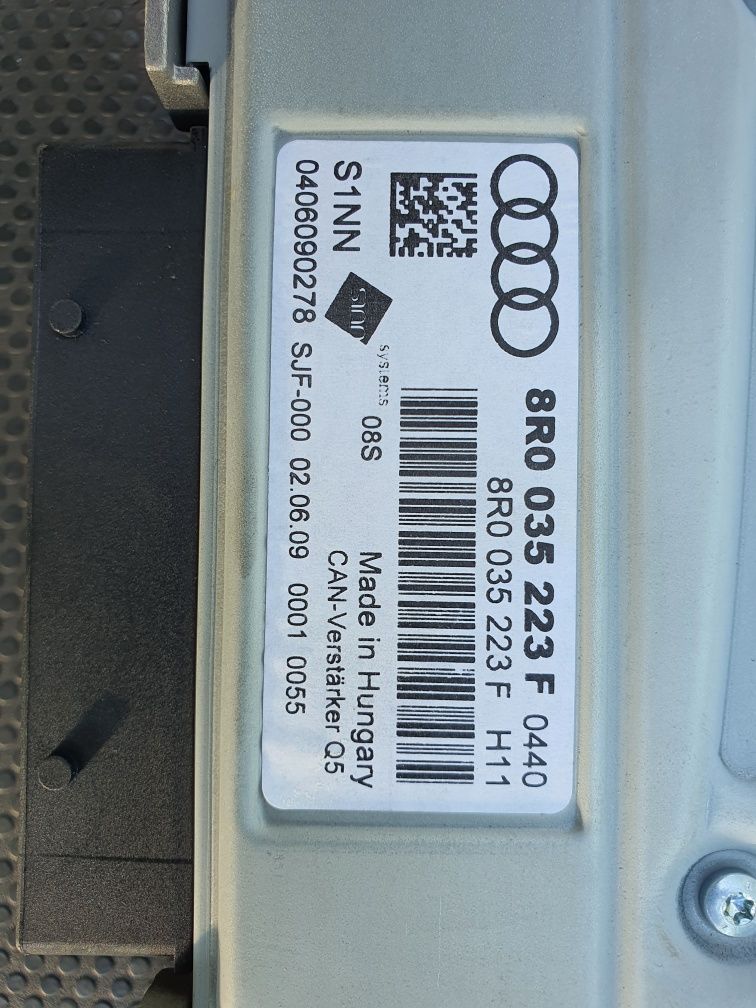 Amplificator audio cu codul 8r0035223f pentru Audi a4 b8 break