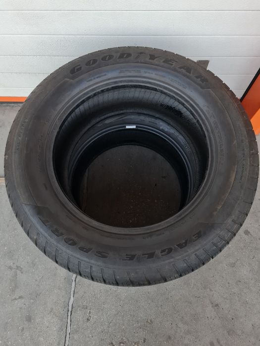 Летни гуми 2 броя GOODYEAR EagleSport 255 60 R18 дот 0216