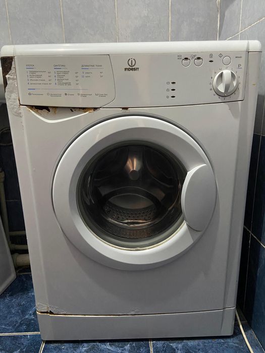 Стиралка Indesit