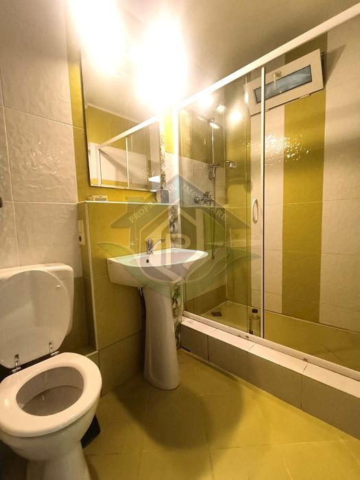 Apartament 2 camere decomandat + balcon – Brașov, Centrul Civic