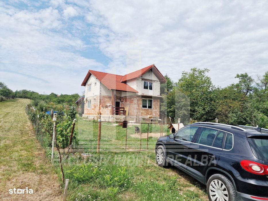 Casa noua cu gradina in Paclisa