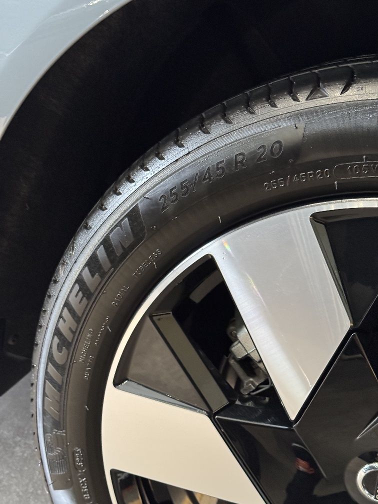 Volvo XC60 T8 Plug- IN HYBRID