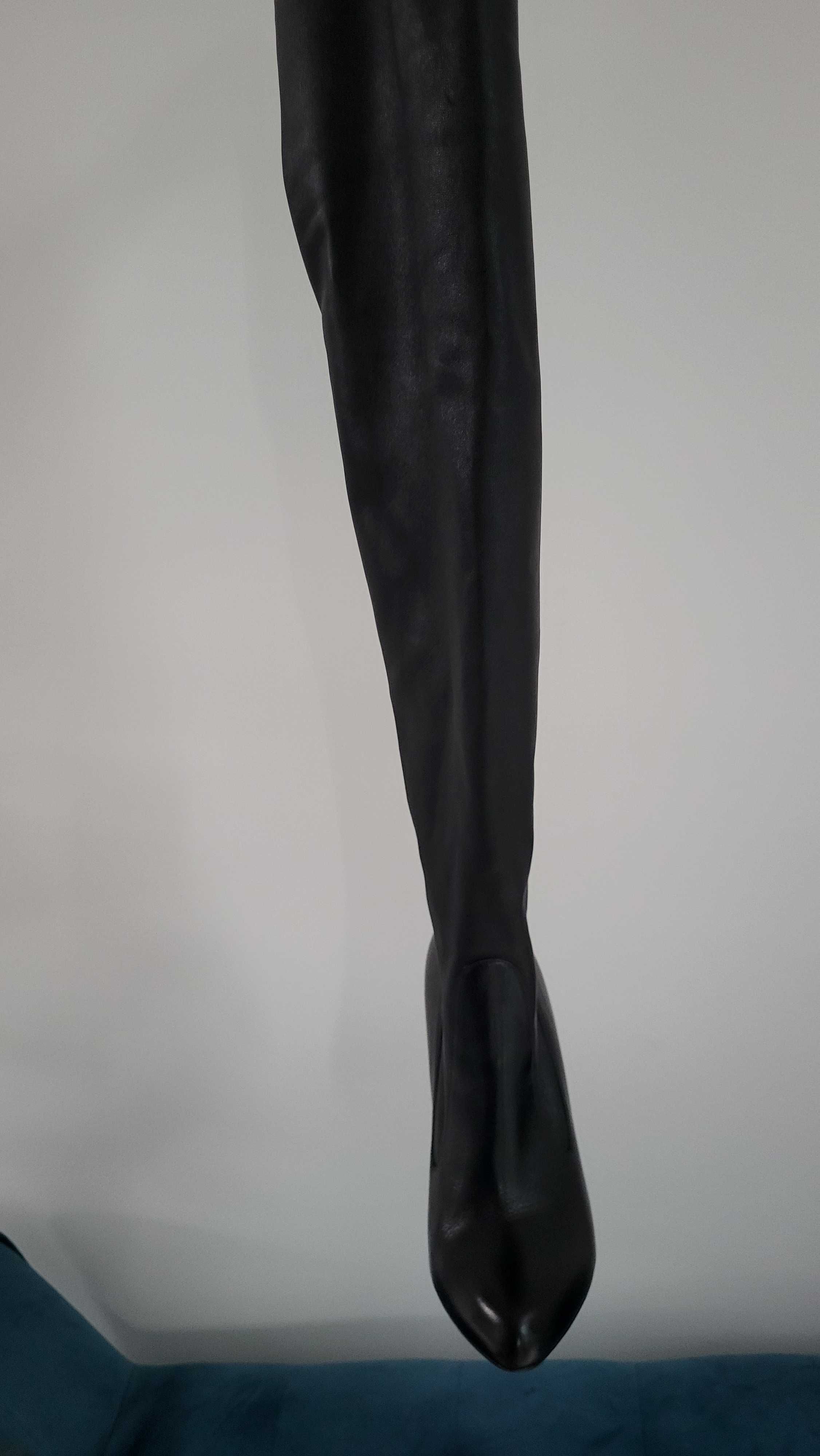 Cizme lungi peste genunchi Tom Ford