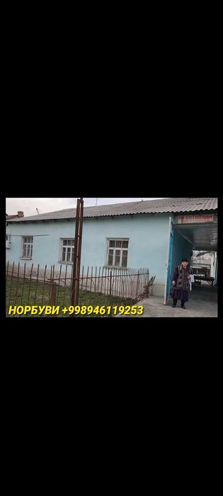 Uy sotiladi 10 sotix  Narxi 50,000 $ Kelishiladi.