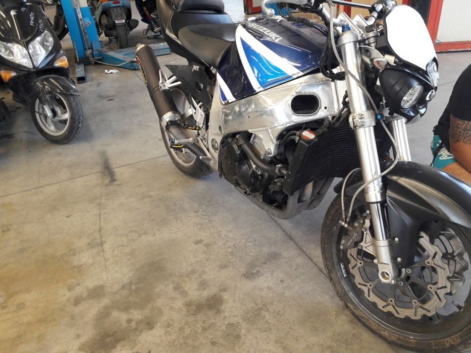 Мотор Сузуки 750 К 3 (GSXR 750 K3 )-На Части