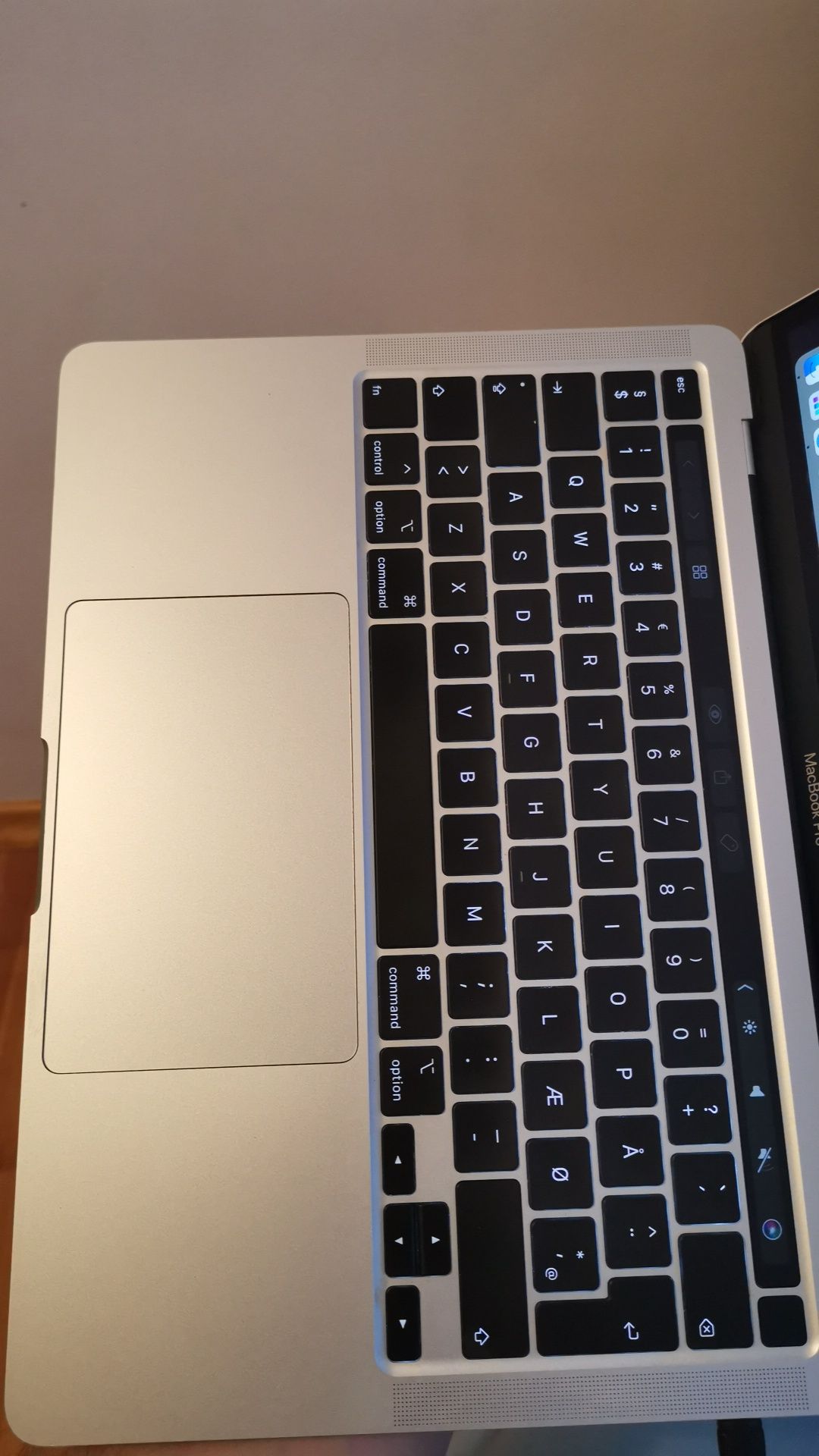 Macbook Pro Silver impecabil 10/10!
