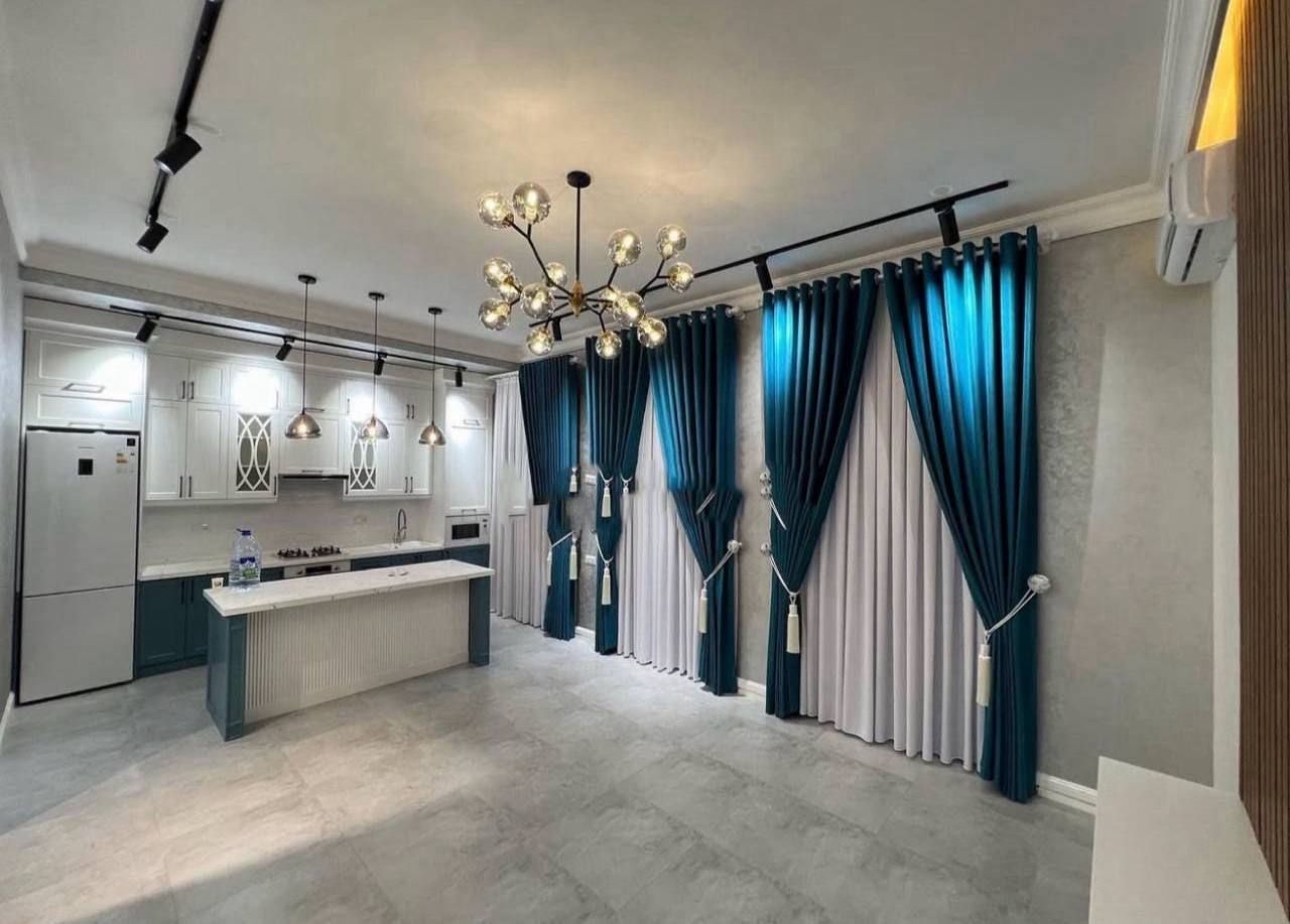 Продам евро дом Мирабадский район 2,4 сотки 250м2