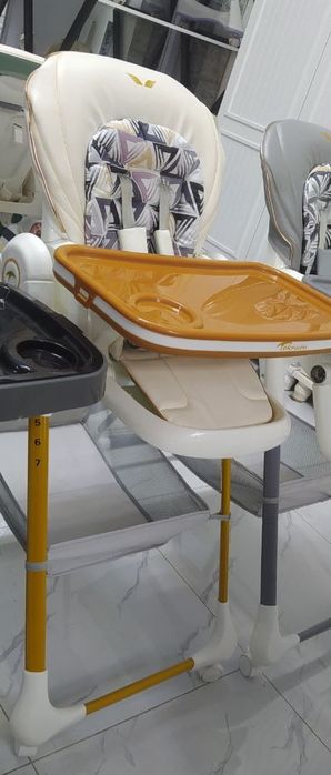 Bolalar uchun ovqatlanadigan stol