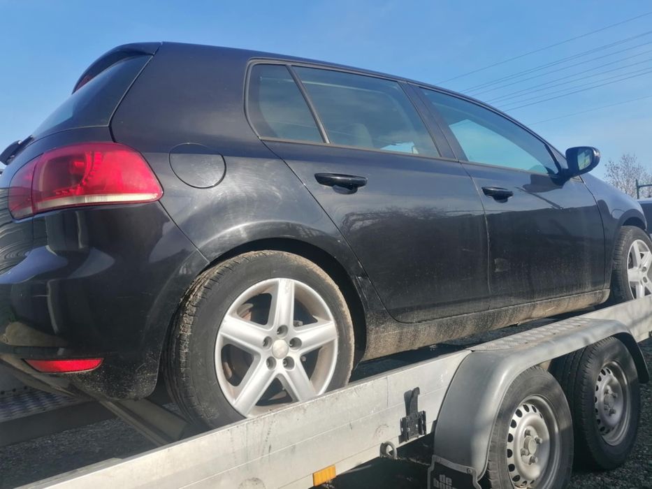 Голф 6 1.6 105коня