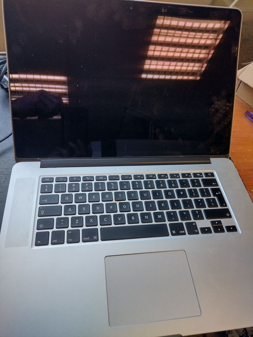 Laptop Macbook pro 2015 retina ssd 1 T