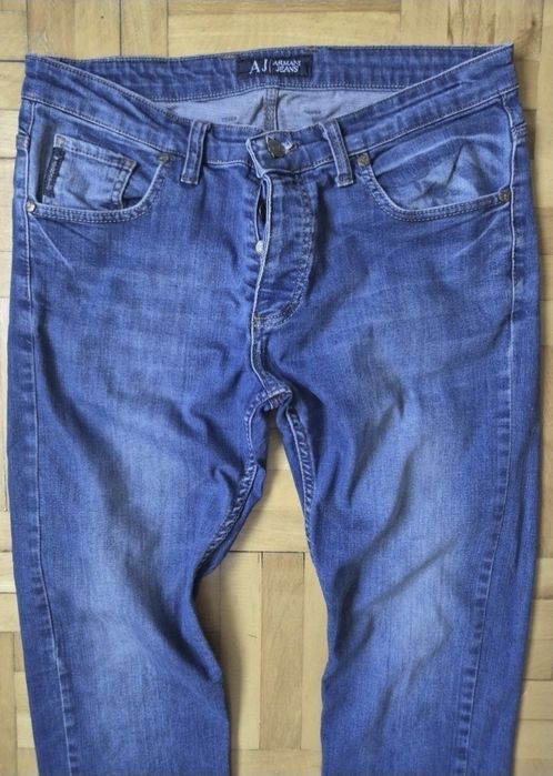 Blugi Bărbătești Armani Jeans - Clasic & Rafinat - W33 L34