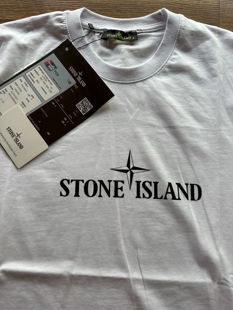 Мъжка,памучна,бяла тениска Stone Island с щампа на гърба