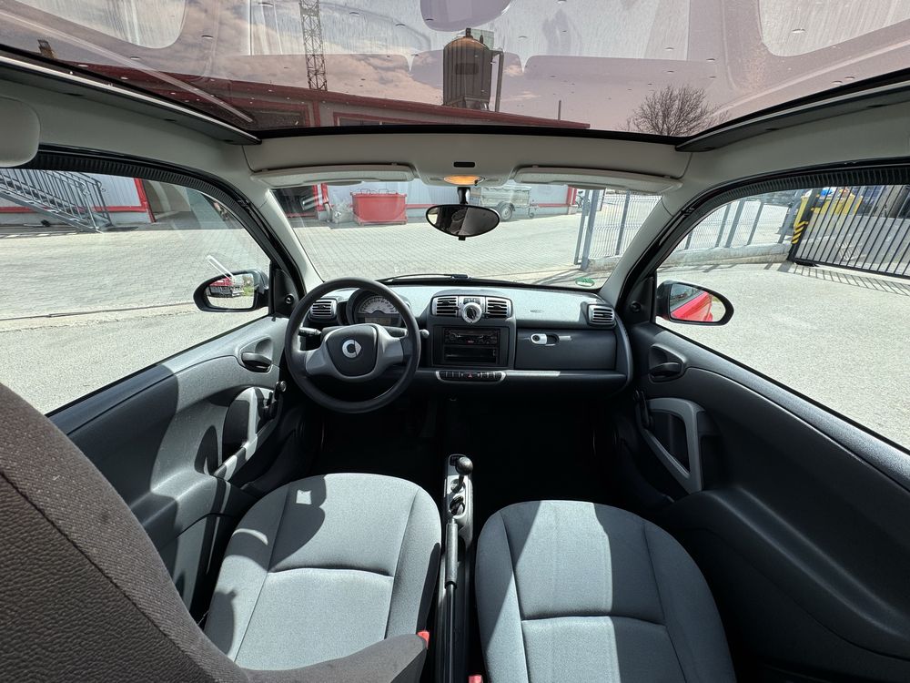 Smart Fortwo 1,0 12V Coupe MHD Automat an 2010 139.000 km Panoramic