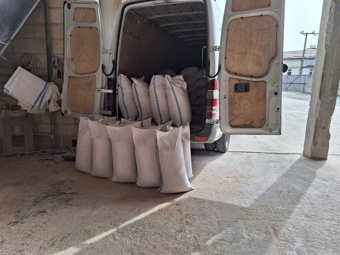 Porumb Grau orz Recolta 2024 Ambalat în saci ofer transport Gratuit