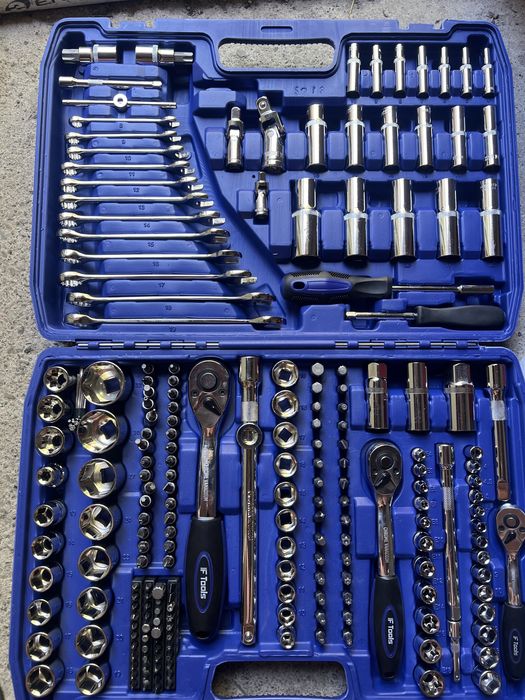 Vand trusa chei tools 216 piece