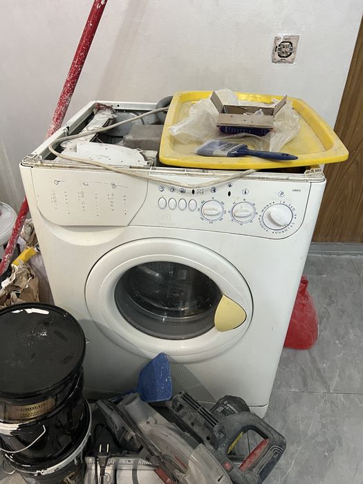 Стиральная машина Indesit W84TX