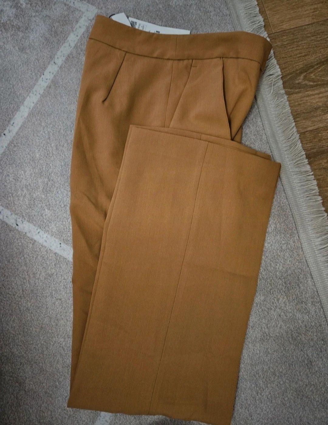 Pantaloni dama Zara