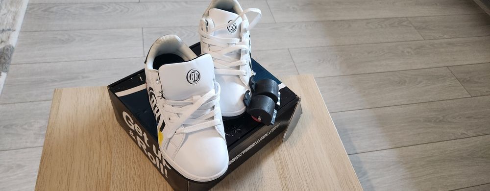Adidasi cu role Breezy roller