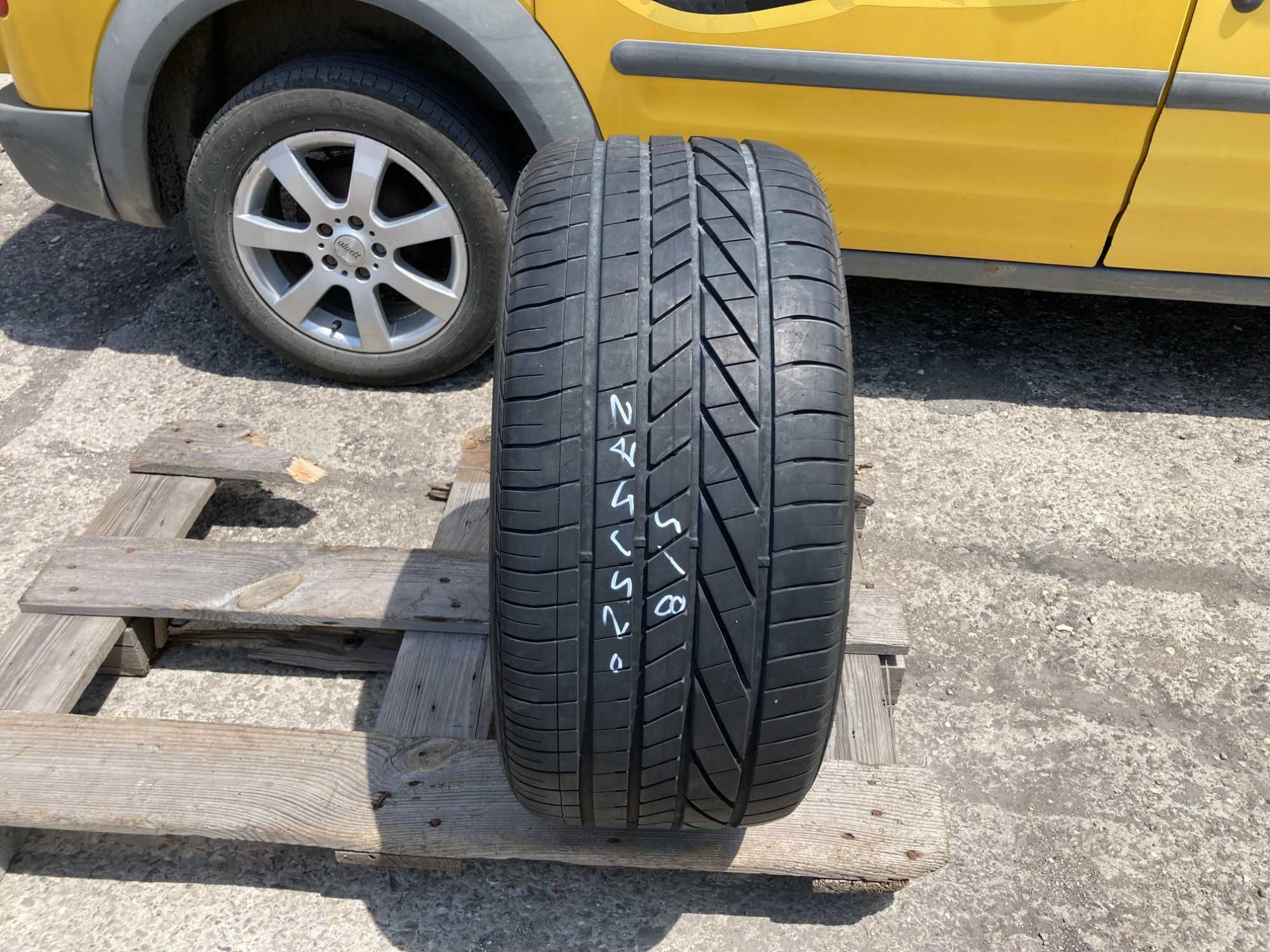 275/35/20 GoodYear Excellence 2018г 6мм Рън Флат BMW единичка