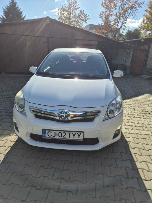 Vand Toyota Auris