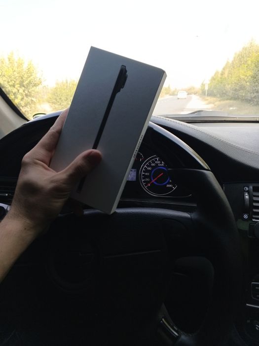iPhone 17 air korobka