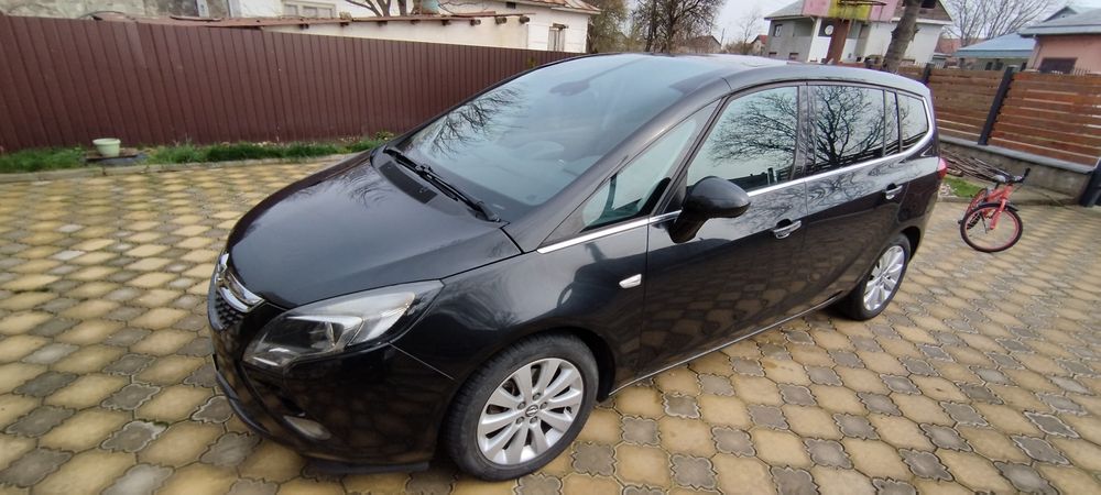 Opel Zafira tourer