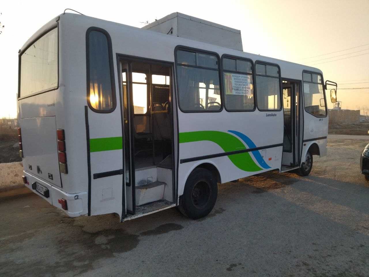 Isuzu avtobus sotiladi